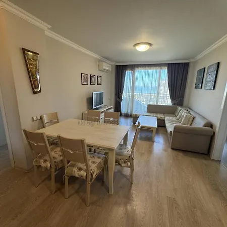 2 Bedroom In Rose Gardens With Pool & Sea View Lägenhet *